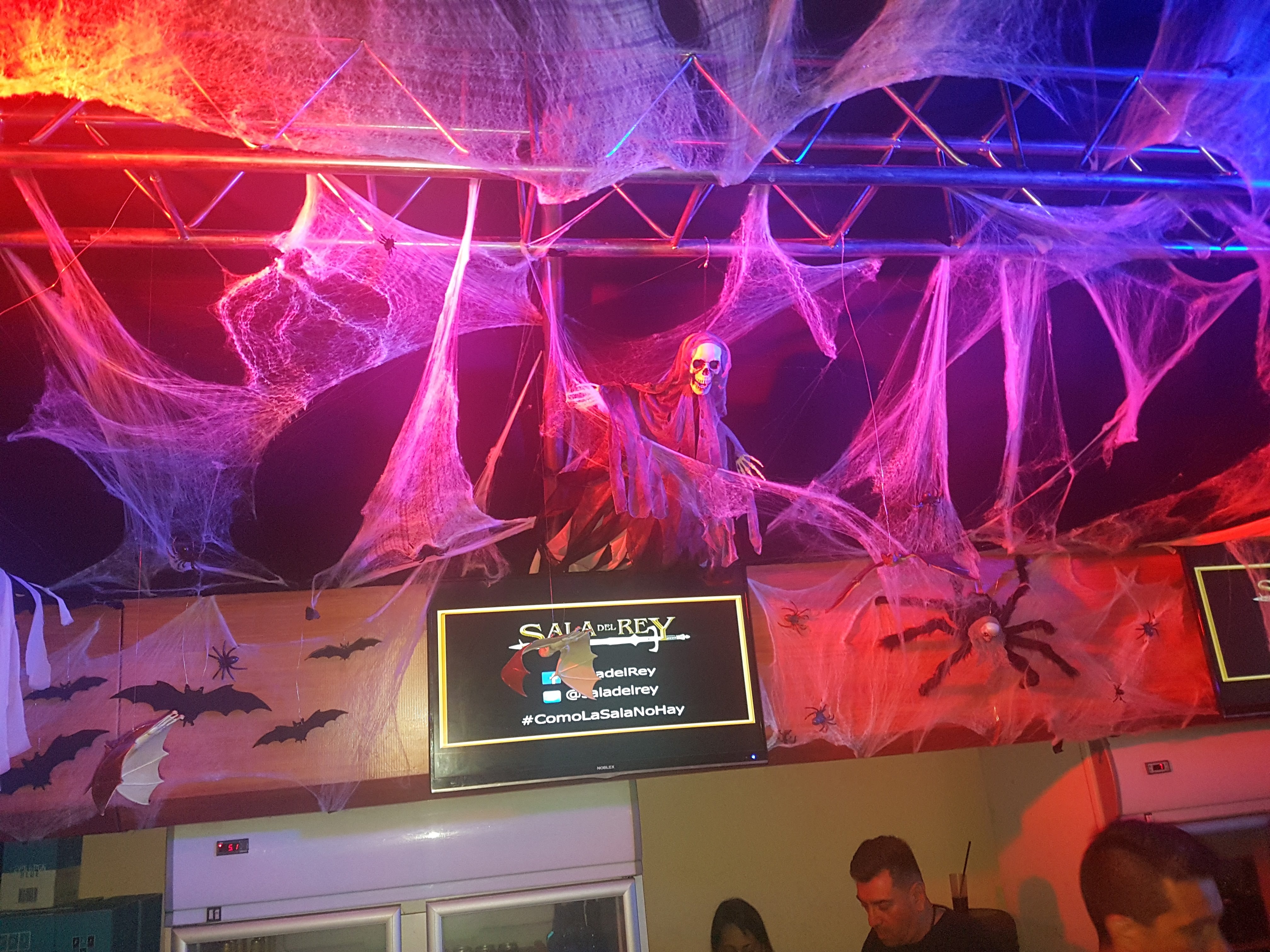 La Barra en los festejos de Halloween en Sala del Rey.