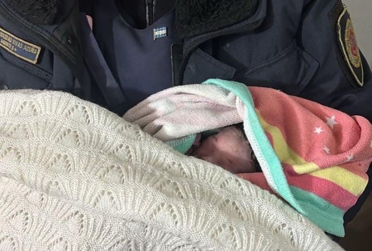 La beba nació en su casa de barrio Guayaquil.