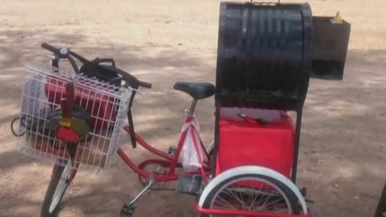 La bici con chulengo que les robaron a las estudiantes.