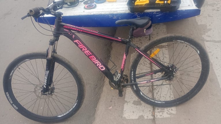 La Bicicleta secuestrada durante el operativo.