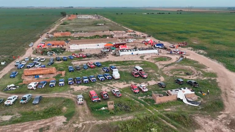 La búsqueda de Lian en Ballesteros Sud. Foto: Drone El Doce.