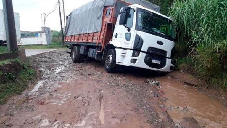 La calle se desmoronó y diez fábricas no pueden trabajar: lo que dejó la tormenta del 2019