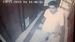 La cámara de seguridad del edificio del nuevo denunciante registraron un hombre muy parecido a Figueroa. 