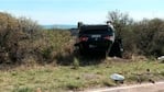 La camioneta de González volcó luego de chocar en las Altas Cumbres.