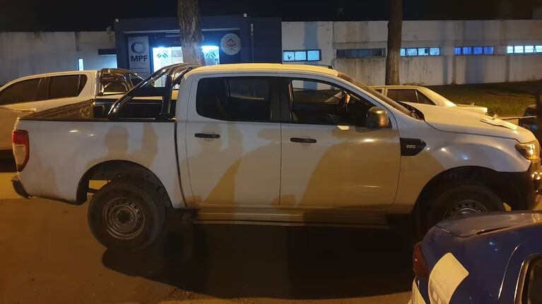 La camioneta en la que se trasladaba el conductor ahora detenido.