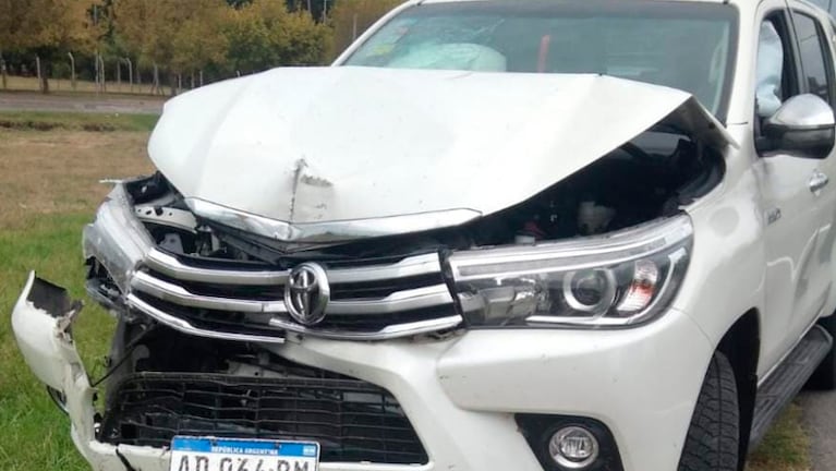 La camioneta que protagonizó un choque en medio del operativo.