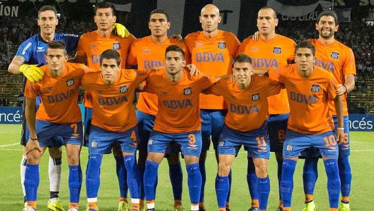 La camiseta naranja de Talleres de la temporada 2015/16.