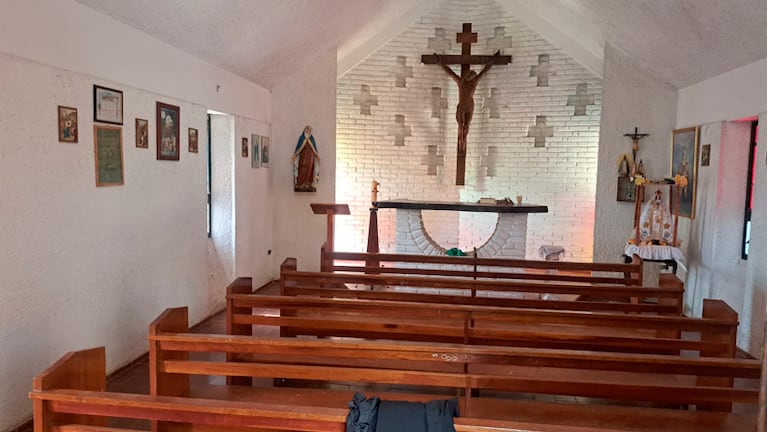 La capilla donde robaron está barrio Villa Posse. Foto: Juan Pablo Lavisse / El Doce.