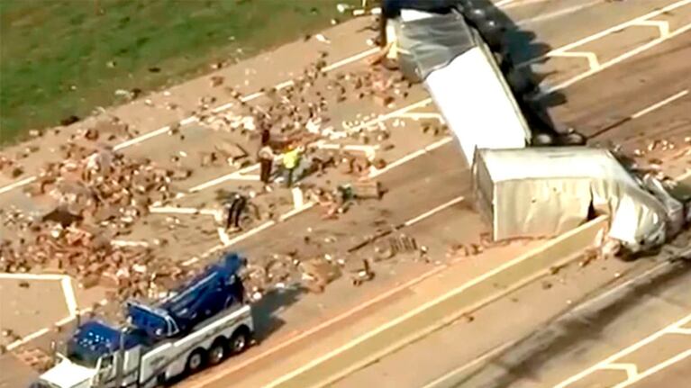 La carretera permaneció cortadas durante varias horas.