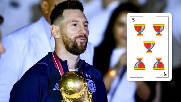 La carta del 5 de copas se transformó en un emblema por Lionel Messi