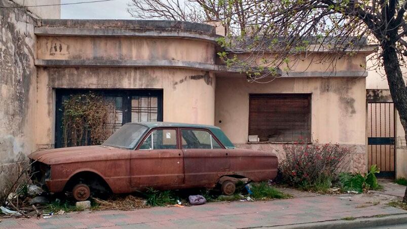 La casa de barrio Colón fue incendiada después del ataque al anciano.