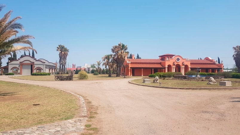 La casa de Oncativo atacada por la banda: fiesta, desastre y destrozos. / Foto: El Doce