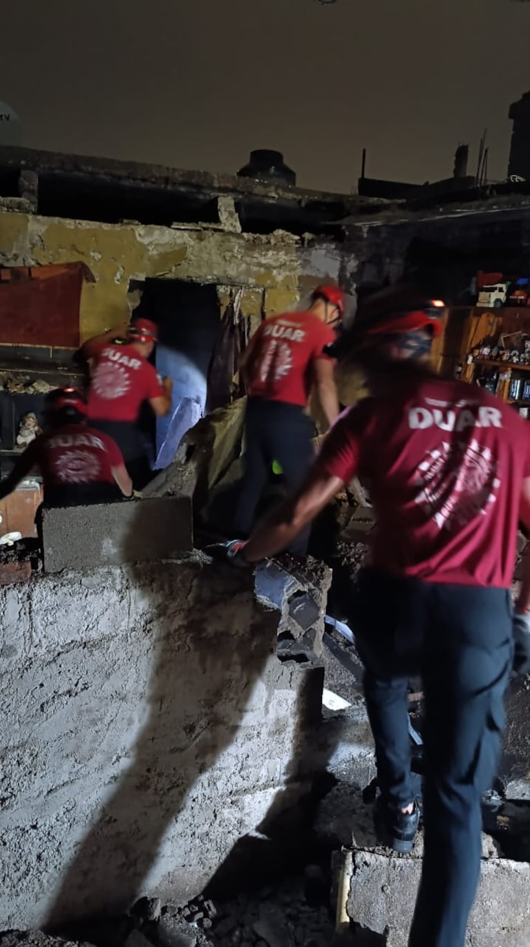 La casa de Villa Inés tenía una loza precaria que se derrumbó por la tormenta.