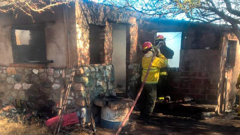 La casa del acusado fue incendiada durante el fin de semana. 