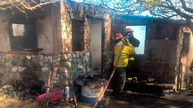 La casa del acusado fue incendiada durante el fin de semana.
