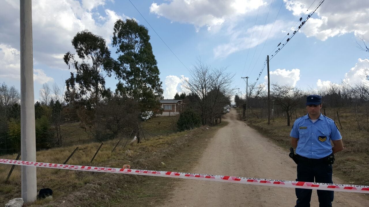 La casa del horror, custodiada por la Policía.