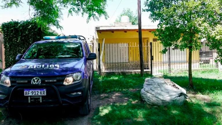 La casa donde fueron hallados los cuerpos. Foto: La Capital.