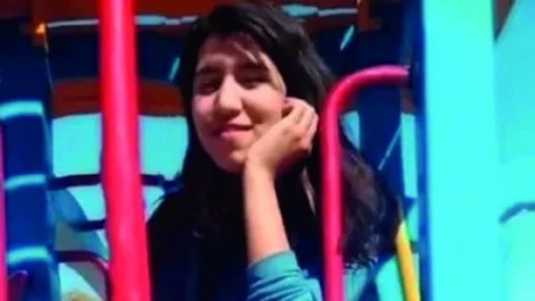 La chica de 15 años sufrió gravísimas heridas por el ataque y murió en el hospital.