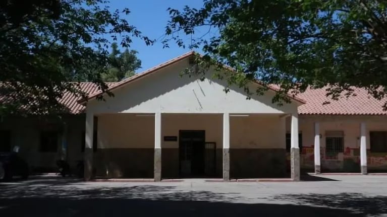 La chica fue trasladada a un hospital de la zona.