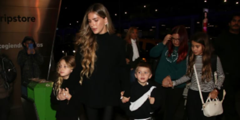 La China voló a Turquía con sus tres hijos.