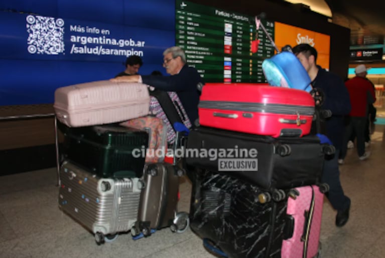 La China voló a Turquía con sus tres hijos.