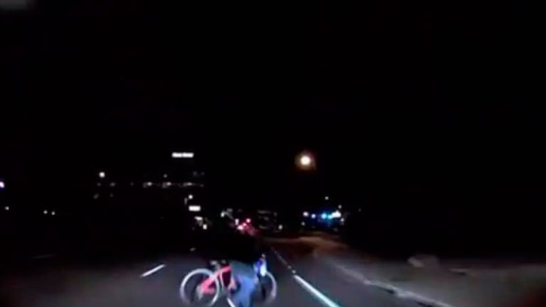 La ciclista fue atropellada por un auto sin chofer marca Volvo de la empresa Uber.