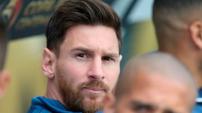 La  ciencia  explica el contraste entre castaño y colorado que luce Messi.