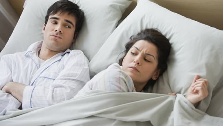 La ciencia explicó por qué es mejor no irse a dormir con mala cara.