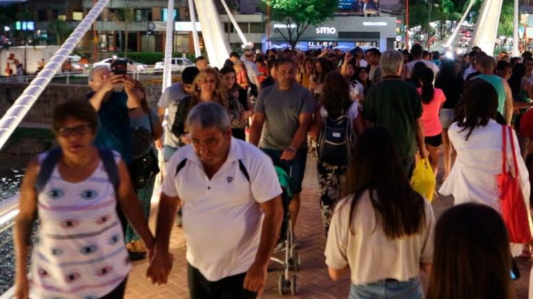 La clausura del puente se volvió polémica a nivel nacional.