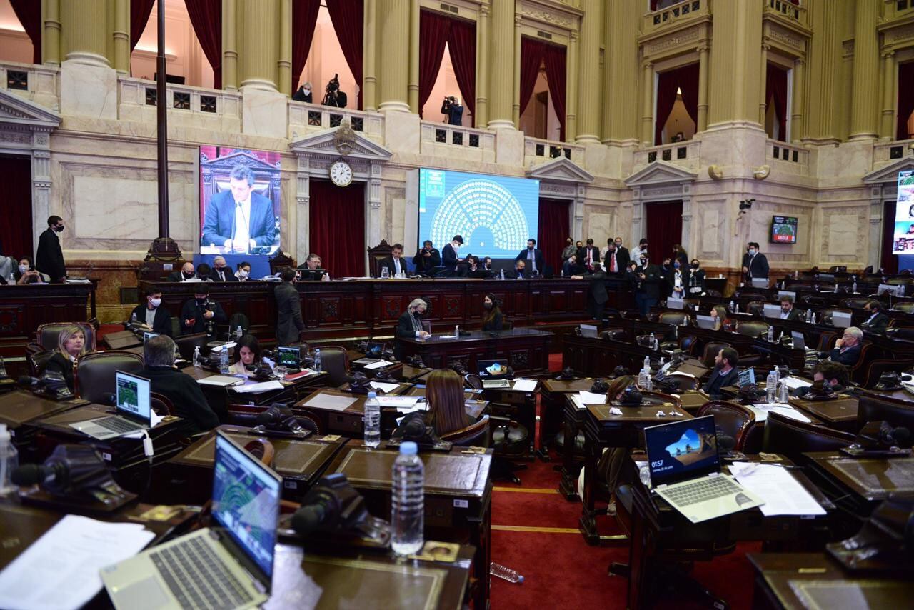 La Comisión de Mujeres y Diversidad desarrolla el “Encuentro Legislativo sobre Matrimonio Igualitario”, en el marco de la conmemoración del X Aniversario de la sanción de la Ley de Matrimonio Igualitario.