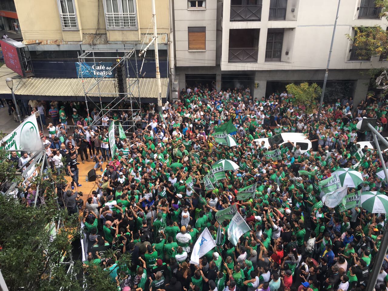 La convocatoria de la CGT Rodríguez Peña en el centro. Foto: Florencia Ferrero.