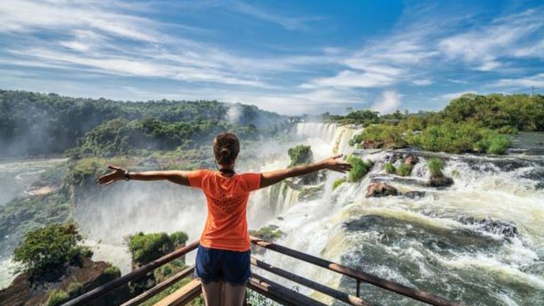 La convocatoria es de un hostel de Puerto Iguazú, ciudad portal a las Cataratas.