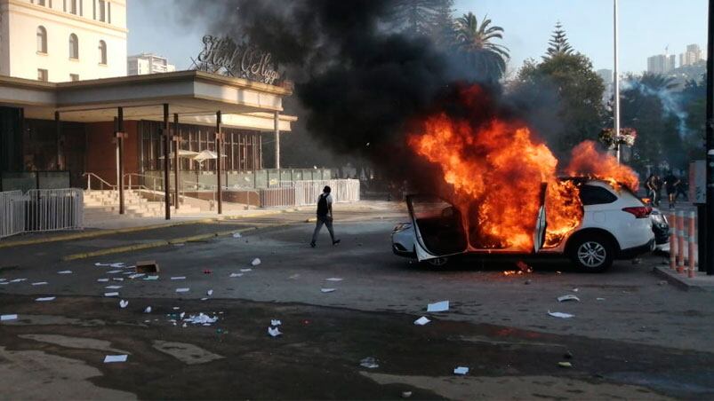 La cordobesa logró escapar infiltrándose entre los manifestantes y corriendo sin rumbo. / Foto: Evelin Liendo