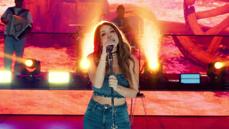 La cuartetera lanzó "Rosas" en cuarteto.