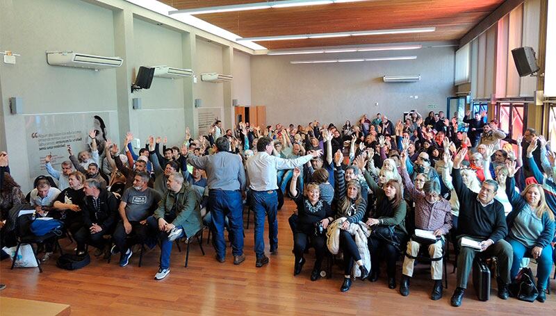 La decisión fue aprobada por la asamblea que se reunió este martes.