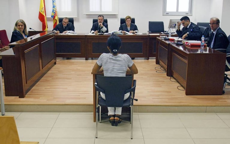 La defensora de la medicina alternativa será juzgada en Alicante, España.