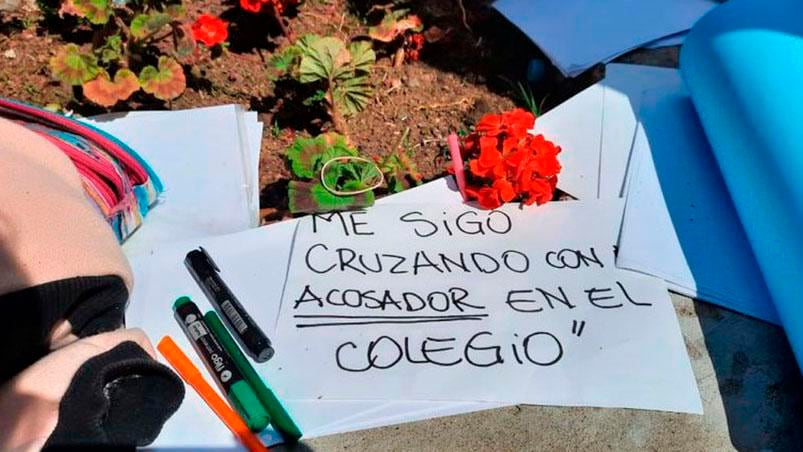 La denuncia de estudiantes de un colegio de Agua de Oro. 