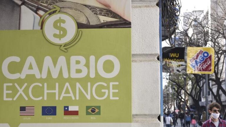 La devaluación que sólo beneficia al Gobierno