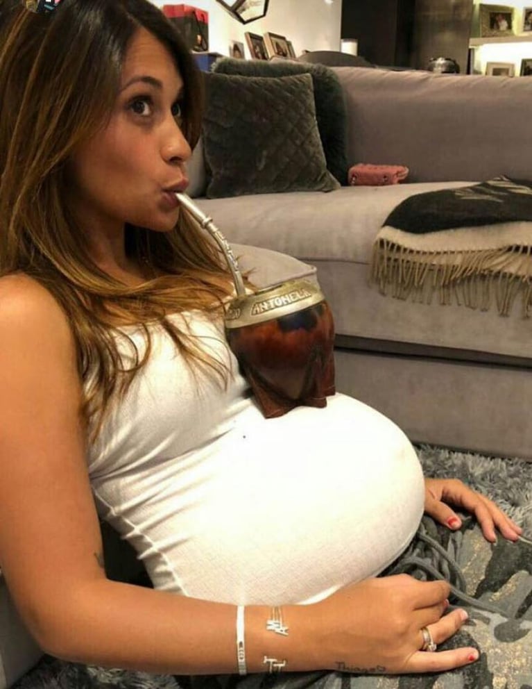 La divertida foto de Antonela Roccuzzo con su panza de embarazada