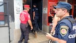 La entrada al edificio donde se encontró sangre de la docente. Foto: Julieta Pelayo/ElDoce.