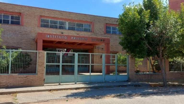 La escuela a la que asiste la menor de edad en la localidad de Quilino.