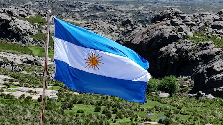 La escuela de montaña de Pampa de Achala, a un clic de distancia