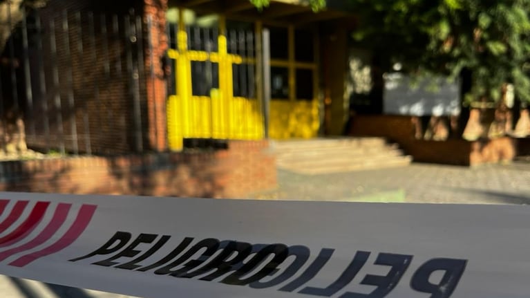 La escuela Mariano Moreno, el lugar del brutal tiroteo fatal en la localidad santafesina de San Cristóbal.