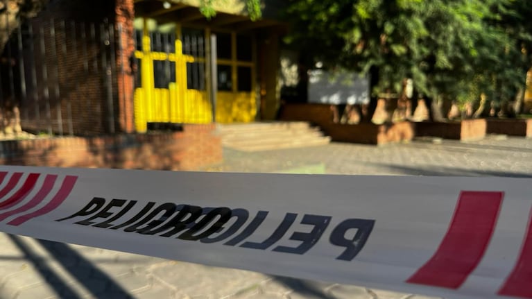 La escuela Mariano Moreno, el lugar del brutal tiroteo fatal en la localidad santafesina de San Cristóbal.