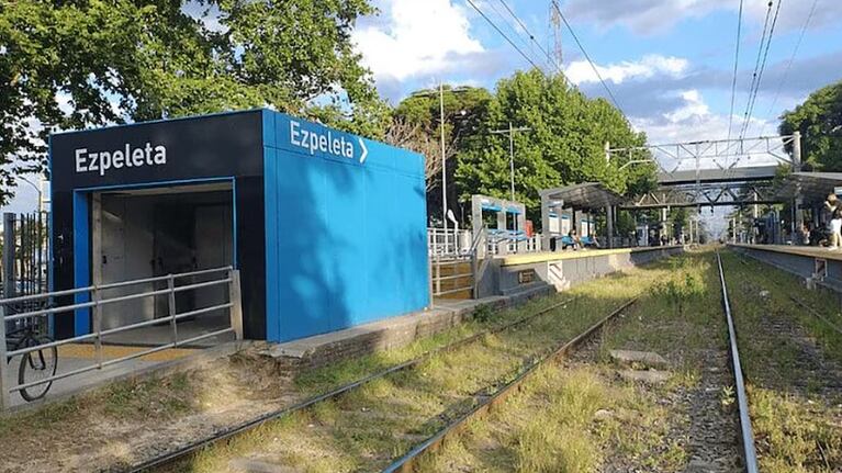 La estación de tren donde simularon haber encontrado al bebé para llevarlo a la Policía.