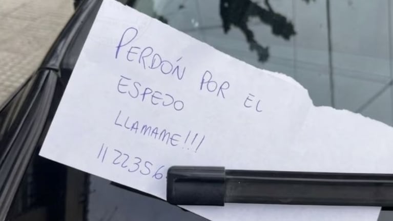 La estafa virtual empieza cuando te rompen el espejito retrovisor y te dejan una nota en el parabrisa.