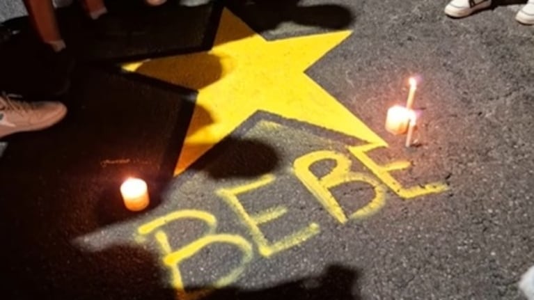 La estrella en el pavimento en homenaje al joven fallecido en avenida Ejército Argentino.