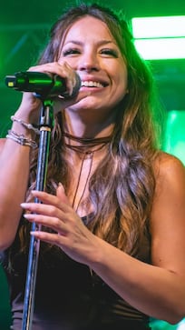 La ex cantante de La Oreja de Van Gogh elogió la versión cuartetera de “Rosas” de Magui Olave