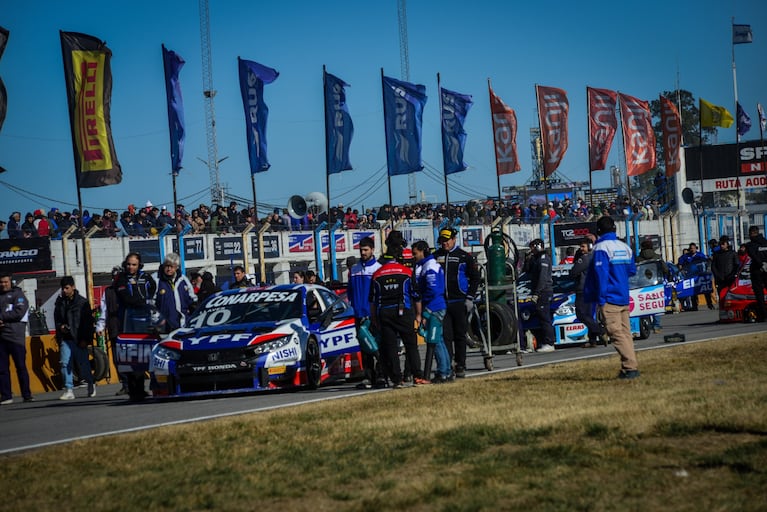 La experiencia de una fecha de TC2000 desde adentro