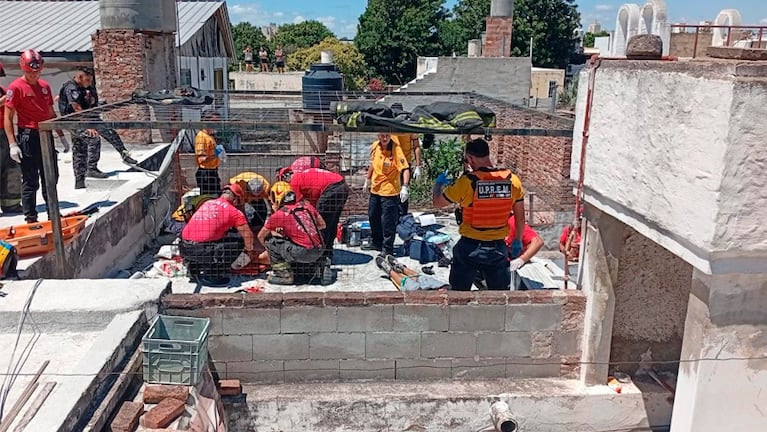 La explosión de la garrafa se produjo en el techo de la vivienda.